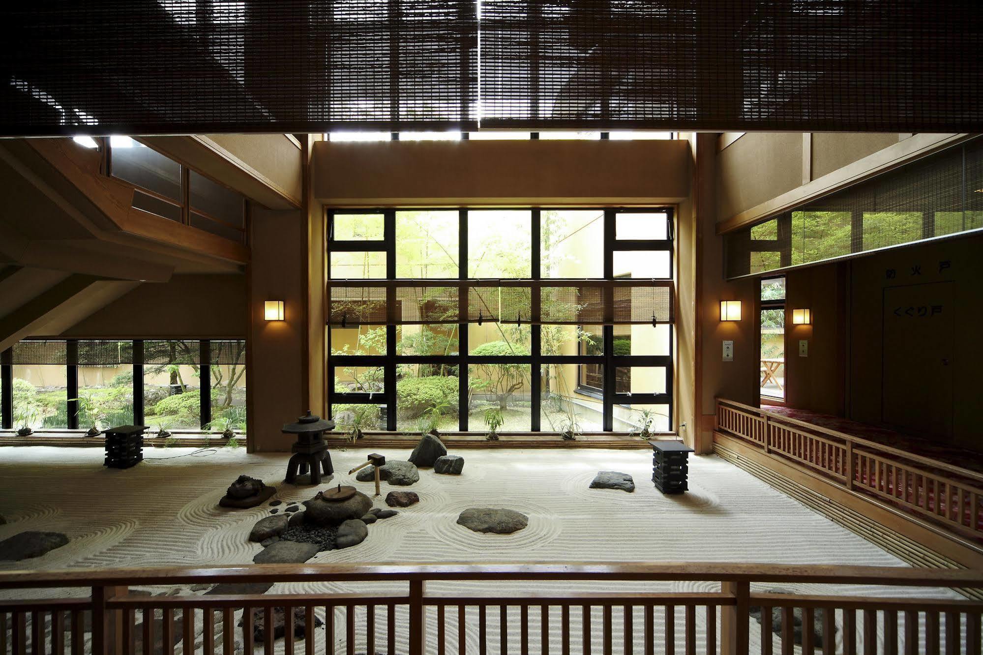 Готель Chikuba Shinyotei Хакодате Екстер'єр фото